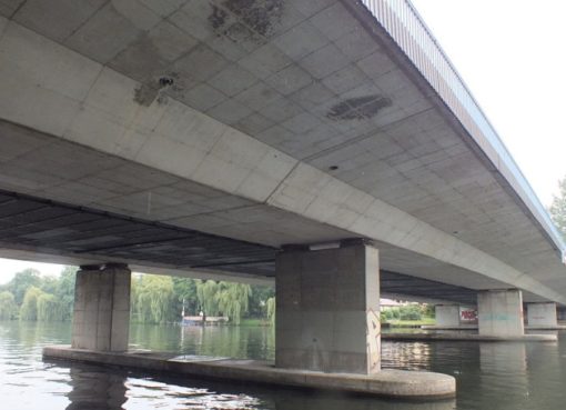 Salvador-Allende-Brücke