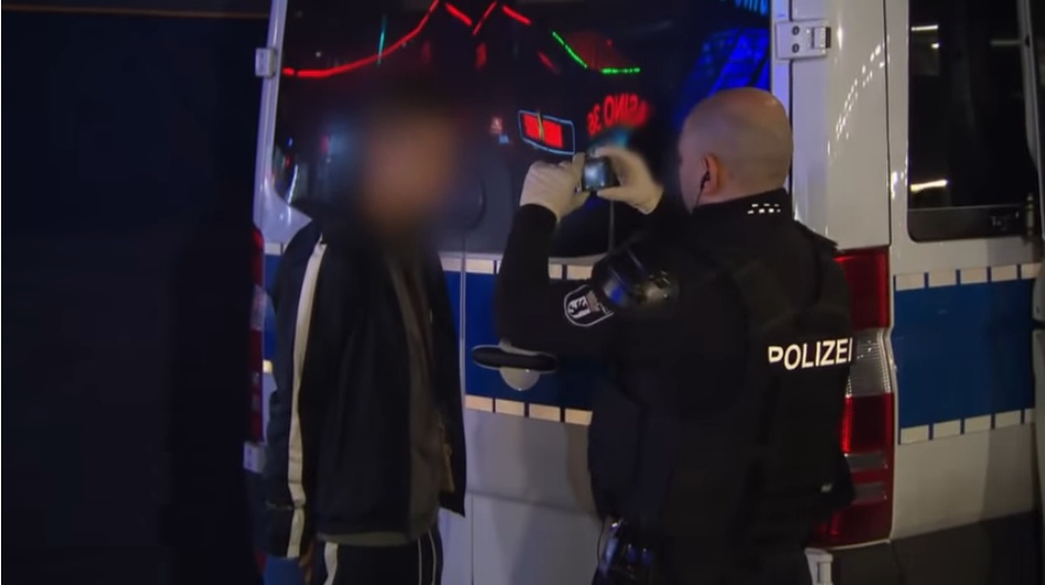 Polizeieinsatz gegen Clan