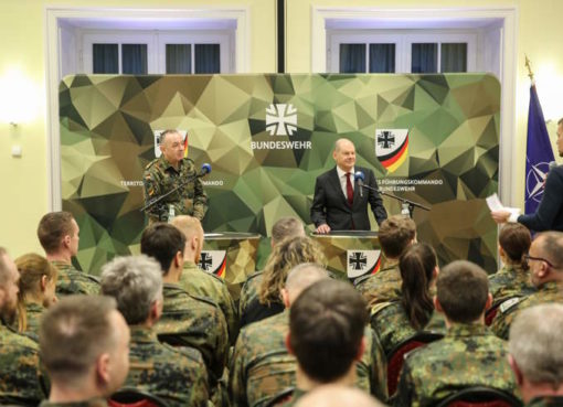 Bundeskanzler Olaf Scholz beim Territorialen Führungskommando der Bundeswehr