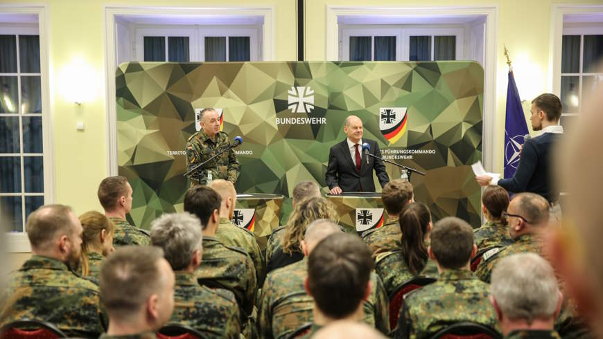 Bundeskanzler Olaf Scholz beim Territorialen Führungskommando der Bundeswehr