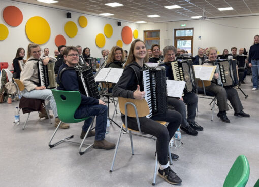 Landes-Akkordeon-Orchester Berlin bei der Probe
